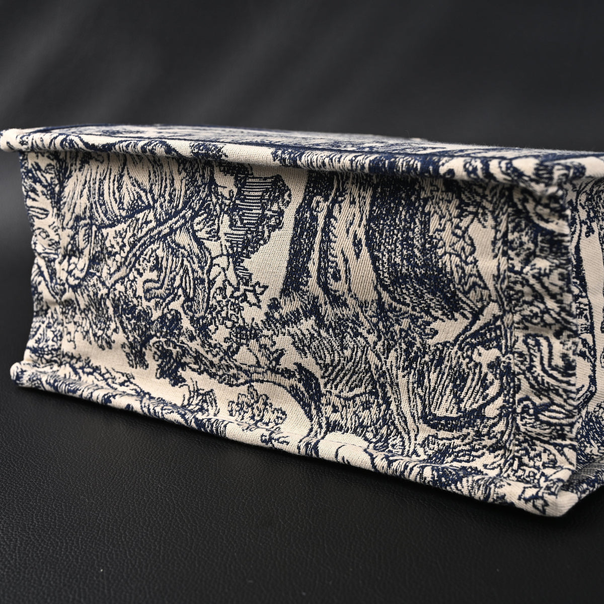 Dior Book Tote Bag – Blue Toile de Jouy Embroidery